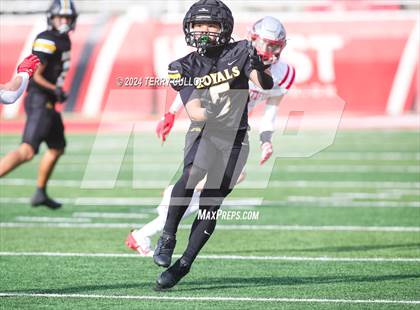Thumbnail 3 in Bountiful vs. Roy (UHSAA 5A Final) photogallery.