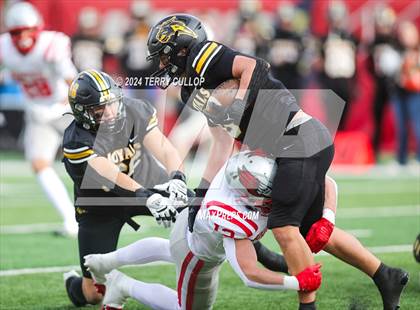Thumbnail 1 in Bountiful vs. Roy (UHSAA 5A Final) photogallery.