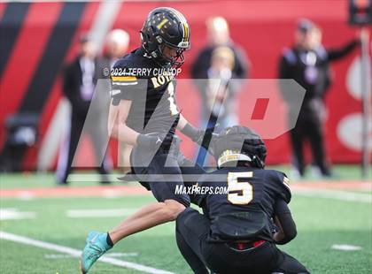 Thumbnail 1 in Bountiful vs. Roy (UHSAA 5A Final) photogallery.