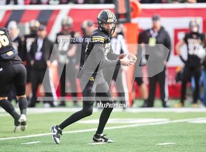 Thumbnail 3 in Bountiful vs. Roy (UHSAA 5A Final) photogallery.