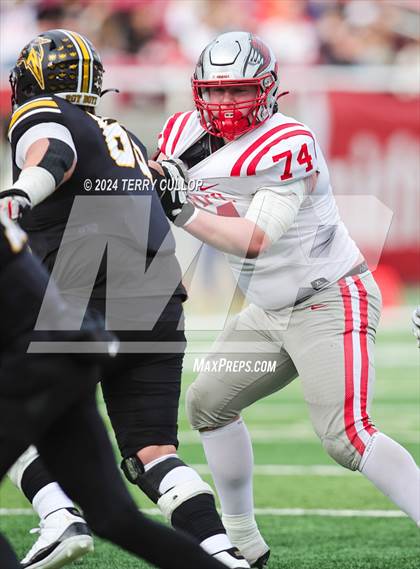 Thumbnail 3 in Bountiful vs. Roy (UHSAA 5A Final) photogallery.