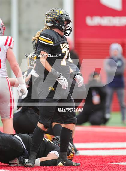 Thumbnail 2 in Bountiful vs. Roy (UHSAA 5A Final) photogallery.