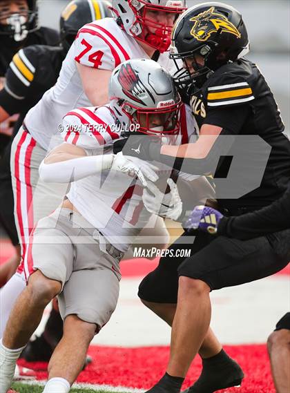 Thumbnail 1 in Bountiful vs. Roy (UHSAA 5A Final) photogallery.