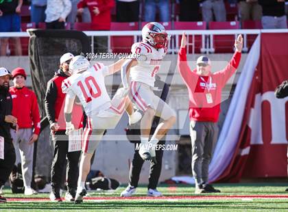 Thumbnail 3 in Bountiful vs. Roy (UHSAA 5A Final) photogallery.