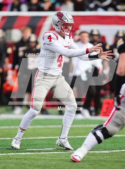 Thumbnail 2 in Bountiful vs. Roy (UHSAA 5A Final) photogallery.