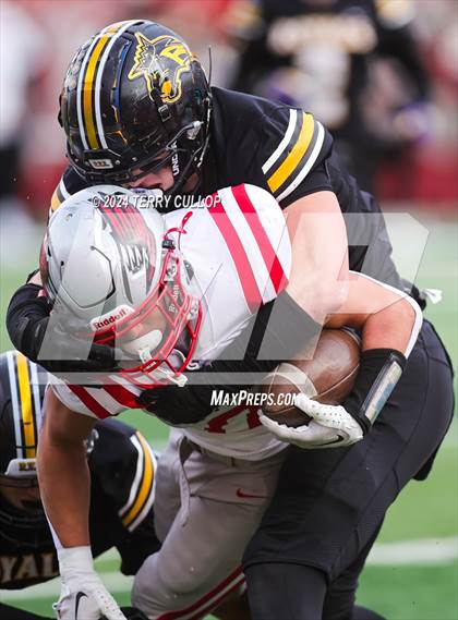 Thumbnail 3 in Bountiful vs. Roy (UHSAA 5A Final) photogallery.