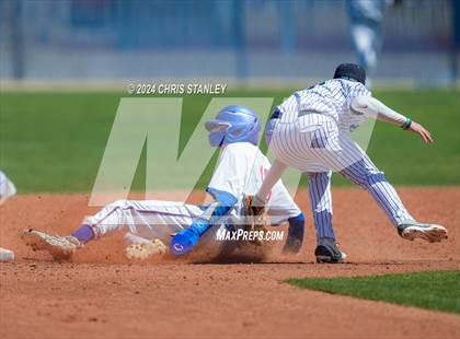 Thumbnail 1 in Quartz Hill vs. La Salle (Bob Everett Classic) photogallery.