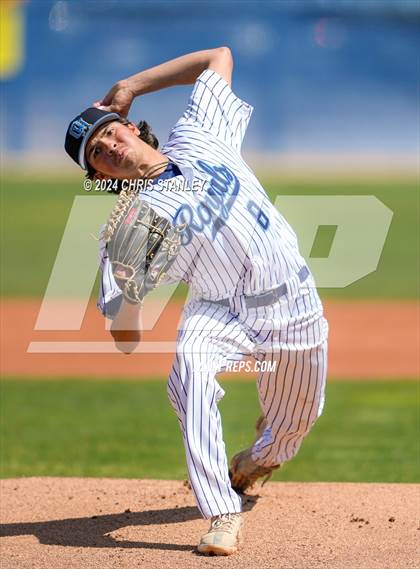 Thumbnail 2 in Quartz Hill vs. La Salle (Bob Everett Classic) photogallery.