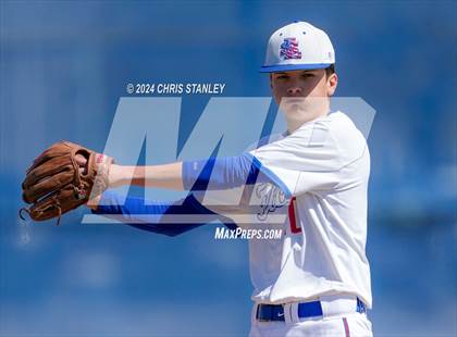 Thumbnail 3 in Quartz Hill vs. La Salle (Bob Everett Classic) photogallery.