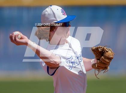 Thumbnail 1 in Quartz Hill vs. La Salle (Bob Everett Classic) photogallery.