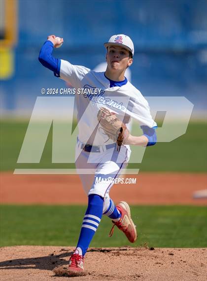Thumbnail 1 in Quartz Hill vs. La Salle (Bob Everett Classic) photogallery.