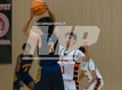 Thumbnail 2 in Bloomington @ Chaffey photogallery.