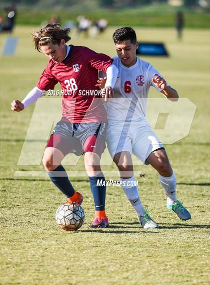 Thumbnail 3 in Fallbrook vs. St. Margaret's (Southern California High School Classic) photogallery.