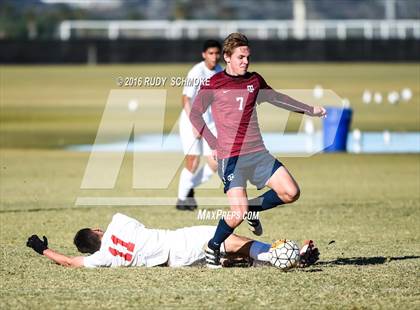Thumbnail 2 in Fallbrook vs. St. Margaret's (Southern California High School Classic) photogallery.