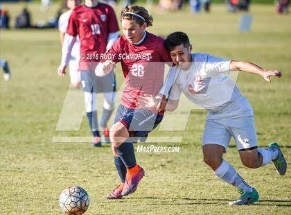 Thumbnail 3 in Fallbrook vs. St. Margaret's (Southern California High School Classic) photogallery.