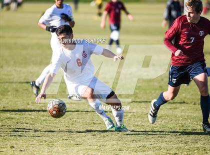 Thumbnail 2 in Fallbrook vs. St. Margaret's (Southern California High School Classic) photogallery.