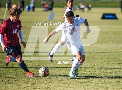 Thumbnail 1 in Fallbrook vs. St. Margaret's (Southern California High School Classic) photogallery.