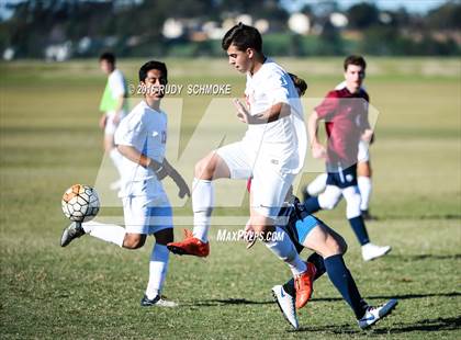 Thumbnail 1 in Fallbrook vs. St. Margaret's (Southern California High School Classic) photogallery.