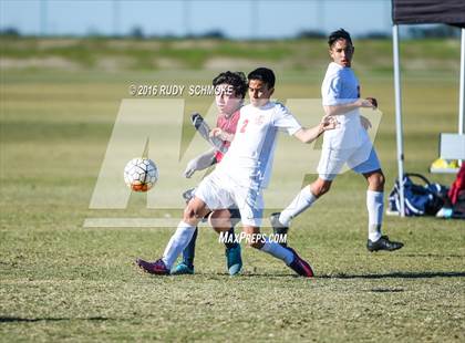 Thumbnail 3 in Fallbrook vs. St. Margaret's (Southern California High School Classic) photogallery.