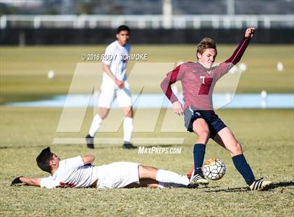 Thumbnail 1 in Fallbrook vs. St. Margaret's (Southern California High School Classic) photogallery.