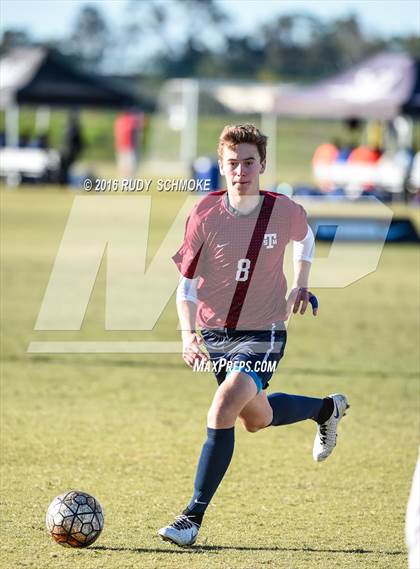 Thumbnail 1 in Fallbrook vs. St. Margaret's (Southern California High School Classic) photogallery.