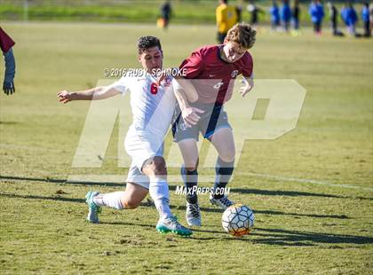 Thumbnail 2 in Fallbrook vs. St. Margaret's (Southern California High School Classic) photogallery.