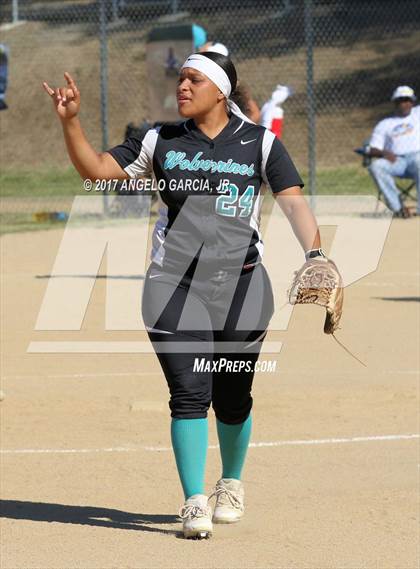 Thumbnail 3 in Freedom vs Deer Valley photogallery.