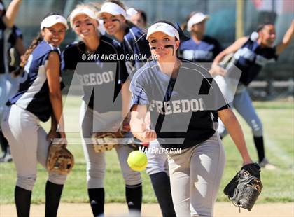 Thumbnail 1 in Freedom vs Deer Valley photogallery.