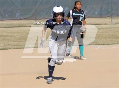 Thumbnail 3 in Freedom vs Deer Valley photogallery.