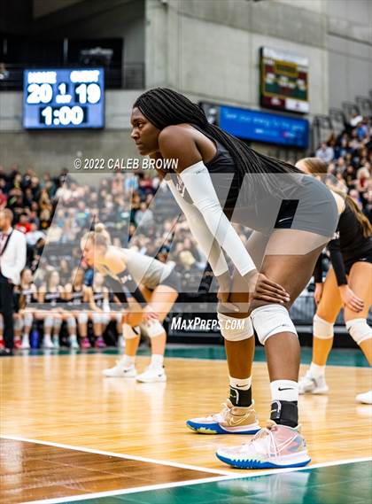 Thumbnail 3 in Mountain View vs. Timpview (UHSAA 5A Championship) photogallery.