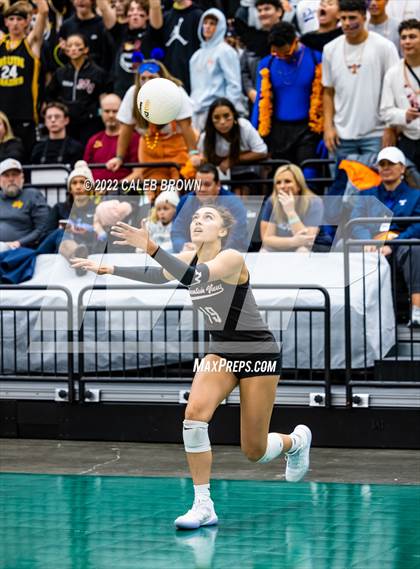 Thumbnail 2 in Mountain View vs. Timpview (UHSAA 5A Championship) photogallery.