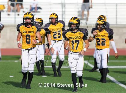 Thumbnail 2 in Del Oro vs. Helix (2014 Honor Bowl - SoCal) photogallery.