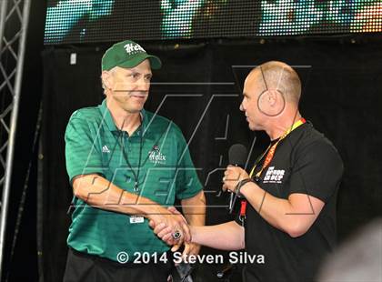 Thumbnail 2 in Del Oro vs. Helix (2014 Honor Bowl - SoCal) photogallery.