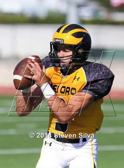 Thumbnail 3 in Del Oro vs. Helix (2014 Honor Bowl - SoCal) photogallery.