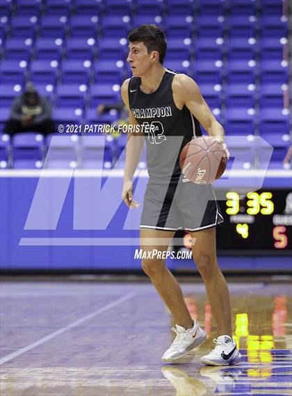 Thumbnail 1 in Boerne-Champion @ Holmes photogallery.