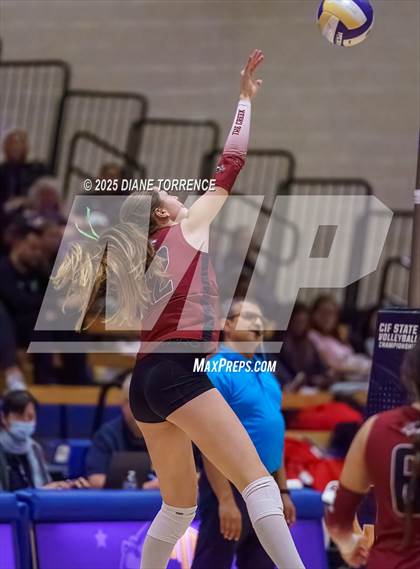 Thumbnail 1 in Woodcreek vs Harvard Westlake (CIF State Division 1 Final) photogallery.