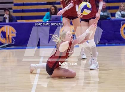 Thumbnail 3 in Woodcreek vs Harvard Westlake (CIF State Division 1 Final) photogallery.