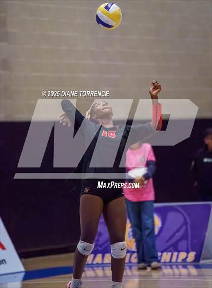 Thumbnail 1 in Woodcreek vs Harvard Westlake (CIF State Division 1 Final) photogallery.