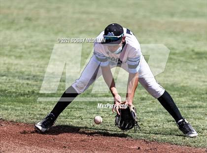 Thumbnail 2 in Madera @ Clovis North photogallery.