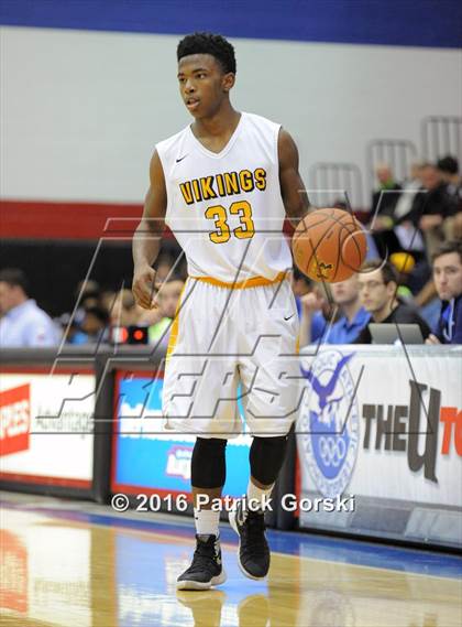 Thumbnail 3 in St. Laurence vs Providence Catholic (CCL 3rd Place Game) photogallery.