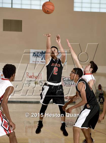 Thumbnail 1 in El Dorado vs. Palos Verdes (MaxPreps Holiday Classic) photogallery.