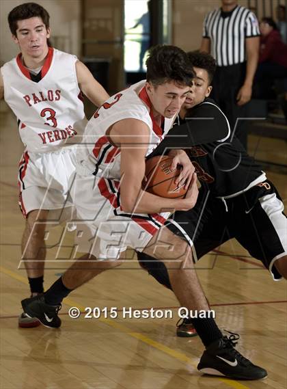 Thumbnail 1 in El Dorado vs. Palos Verdes (MaxPreps Holiday Classic) photogallery.