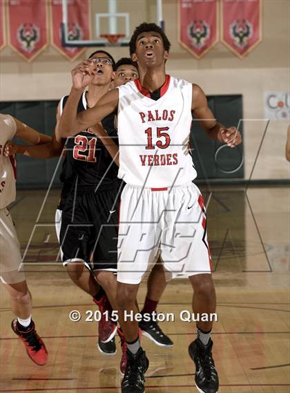 Thumbnail 3 in El Dorado vs. Palos Verdes (MaxPreps Holiday Classic) photogallery.