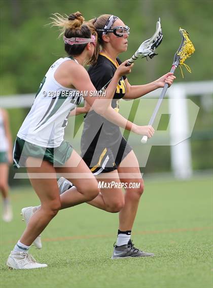 Thumbnail 1 in Lake Shore vs. Honeoye Falls-Lima (NYSPHSAA Class C Regional) photogallery.