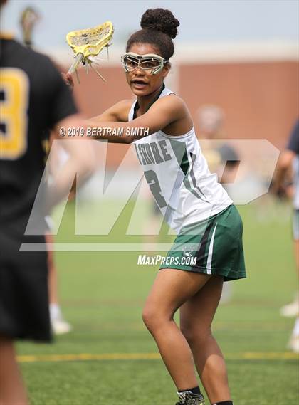 Thumbnail 2 in Lake Shore vs. Honeoye Falls-Lima (NYSPHSAA Class C Regional) photogallery.