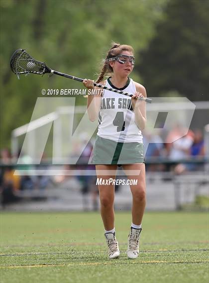 Thumbnail 2 in Lake Shore vs. Honeoye Falls-Lima (NYSPHSAA Class C Regional) photogallery.