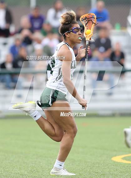 Thumbnail 2 in Lake Shore vs. Honeoye Falls-Lima (NYSPHSAA Class C Regional) photogallery.