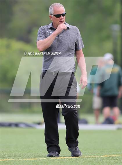 Thumbnail 2 in Lake Shore vs. Honeoye Falls-Lima (NYSPHSAA Class C Regional) photogallery.