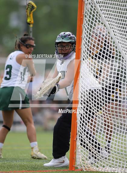 Thumbnail 2 in Lake Shore vs. Honeoye Falls-Lima (NYSPHSAA Class C Regional) photogallery.