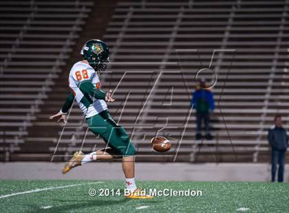 Thumbnail 3 in Naaman vs Rowlett photogallery.